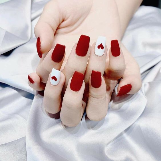 Tổng hợp những mẫu nail cô dâu màu đỏ cực bắt trend  ALONGWALKER