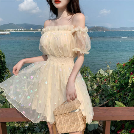 Váy đầm đi biển siêu hot thống trị toàn mùa hè