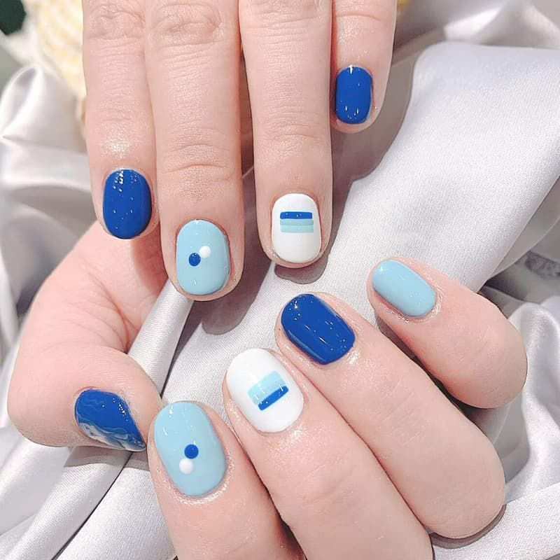 TOP 25 mẫu sơn móng tay màu xanh dương nhạt tinh tế