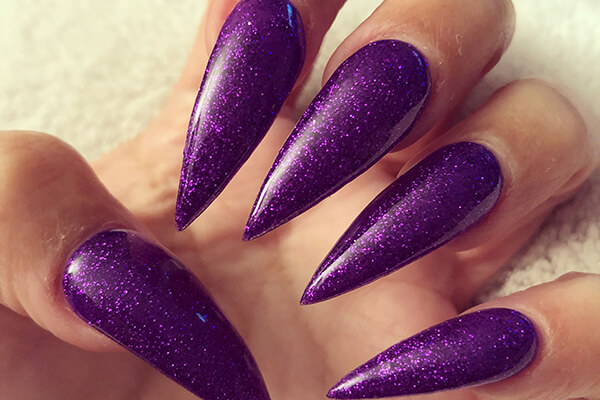 purple sharp nail quyến rũ