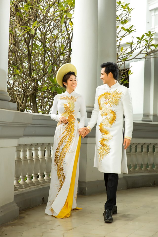 10+ mẫu áo dài cưới cặp tông xuyệt tông cho cô dâu chú rể - Hoài Giang shop